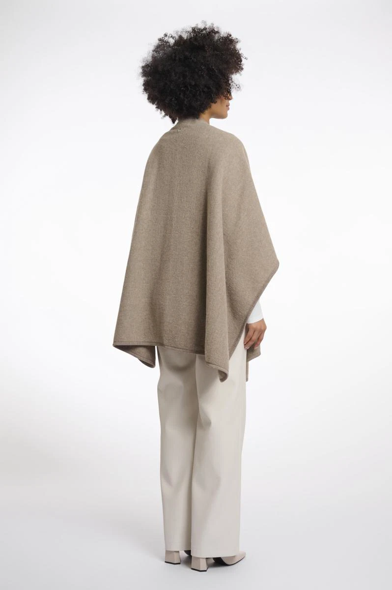 Rino & Pelle Poncho Marwa Taupe 2