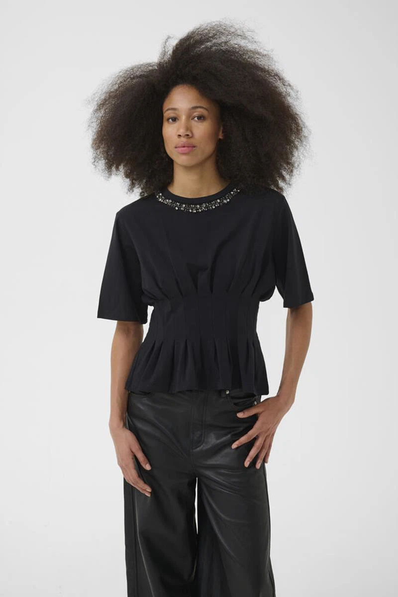 Gestuz T-Shirt Inez Zwart 1
