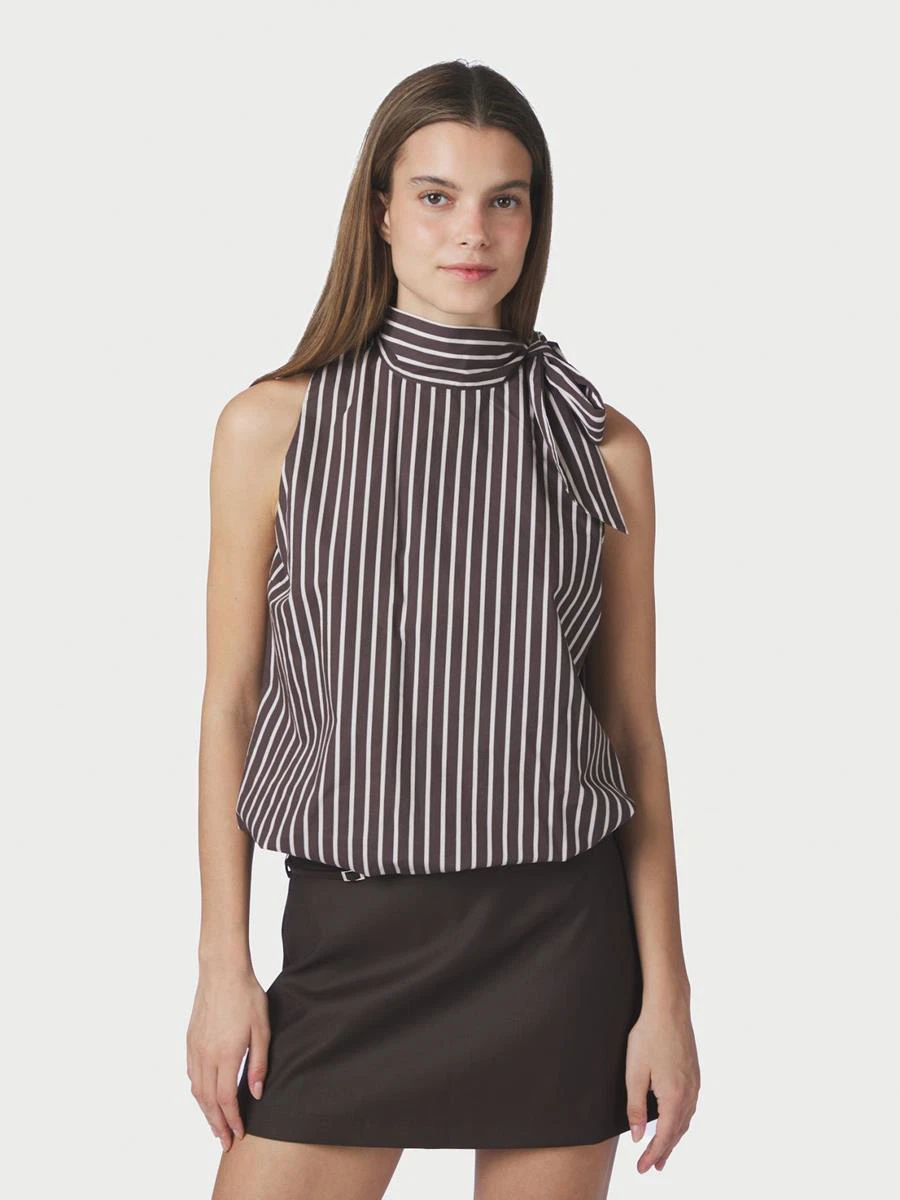 Neo Noir Top Veda Bruin 1