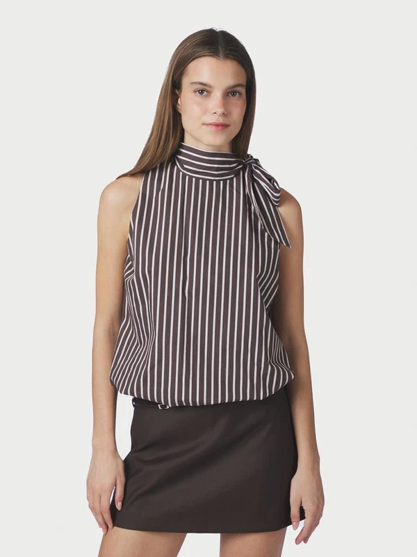 Neo Noir Top Veda Bruin 1