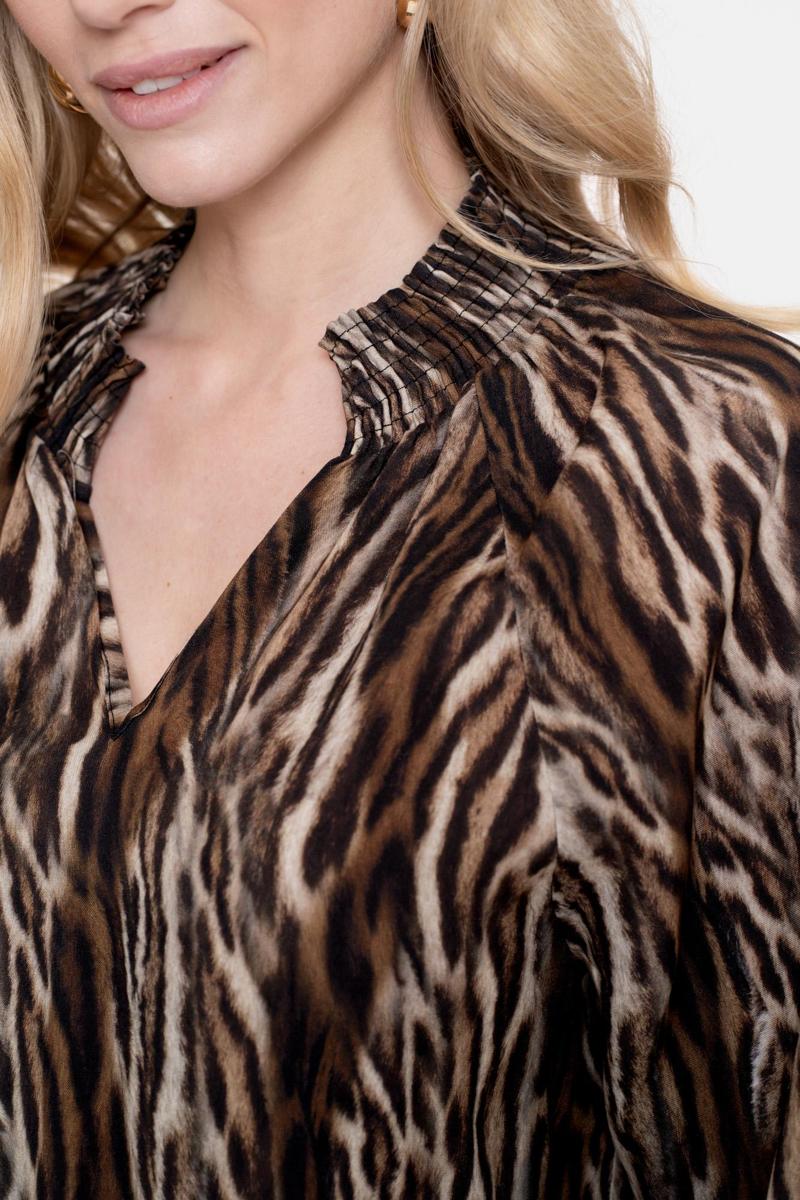 Geisha Blouse 53646-20 Bruin 4