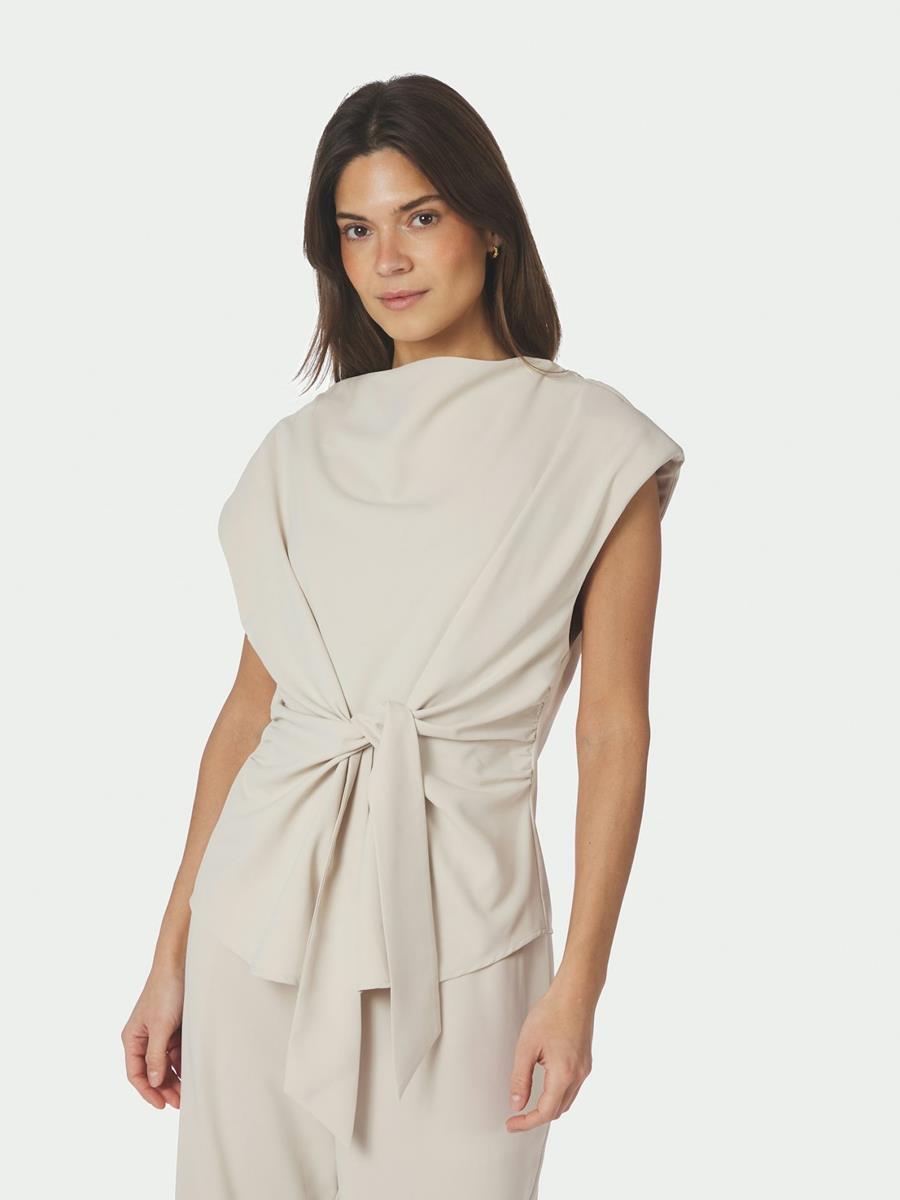 Neo Noir Top Katarim Off-White 1