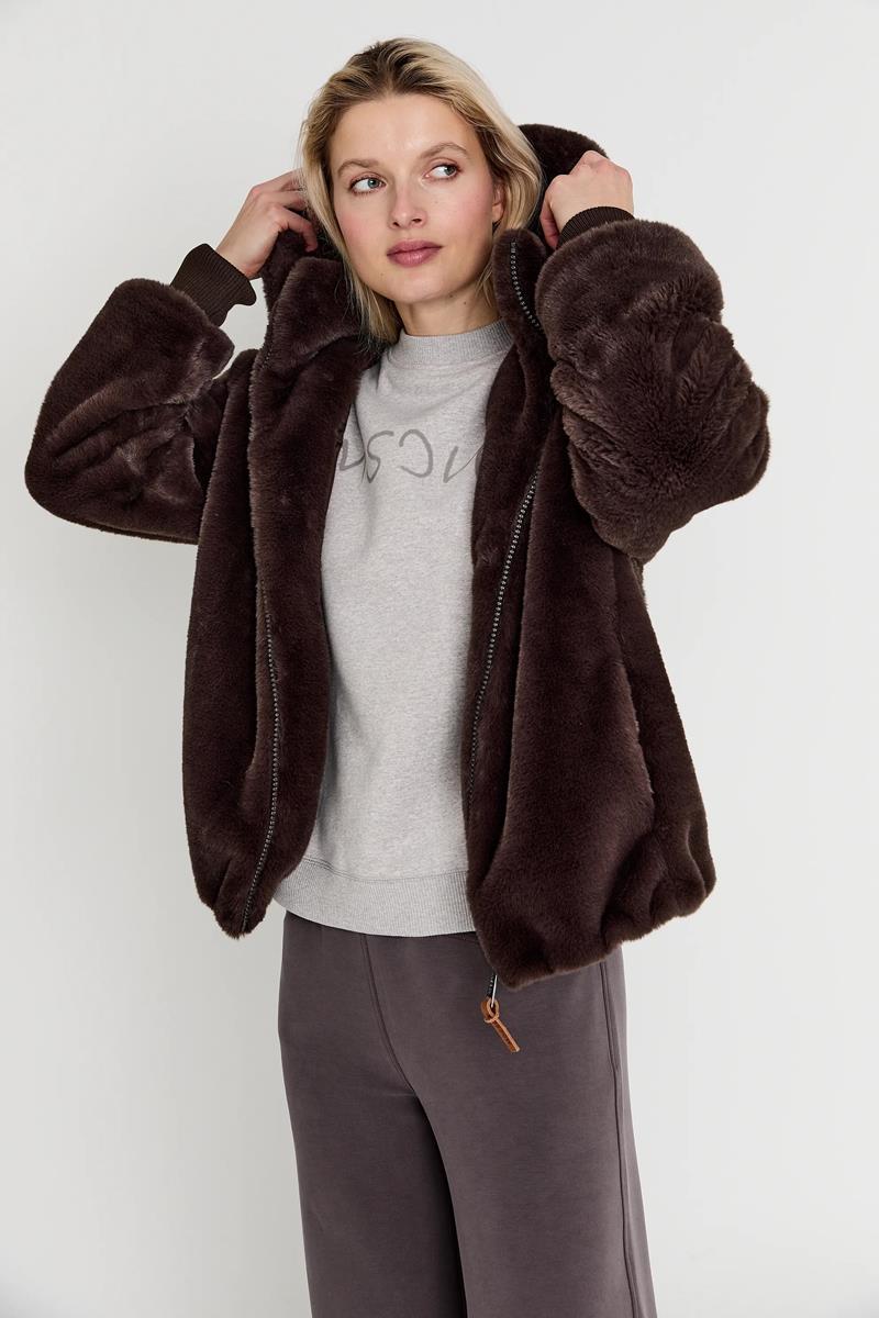 Moscow Jack Evelyn Bruin 1