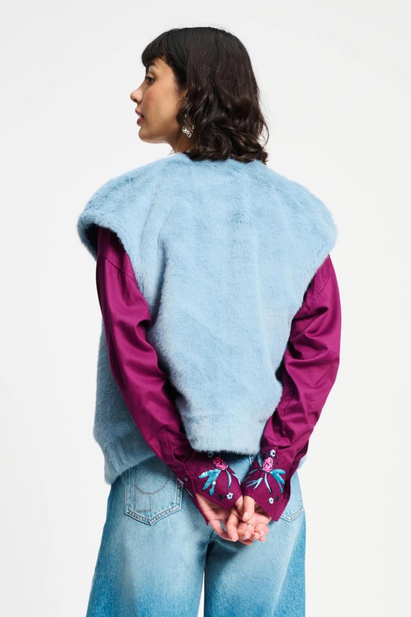 POM Amsterdam Gilet Fur Misty Blue Blauw 3