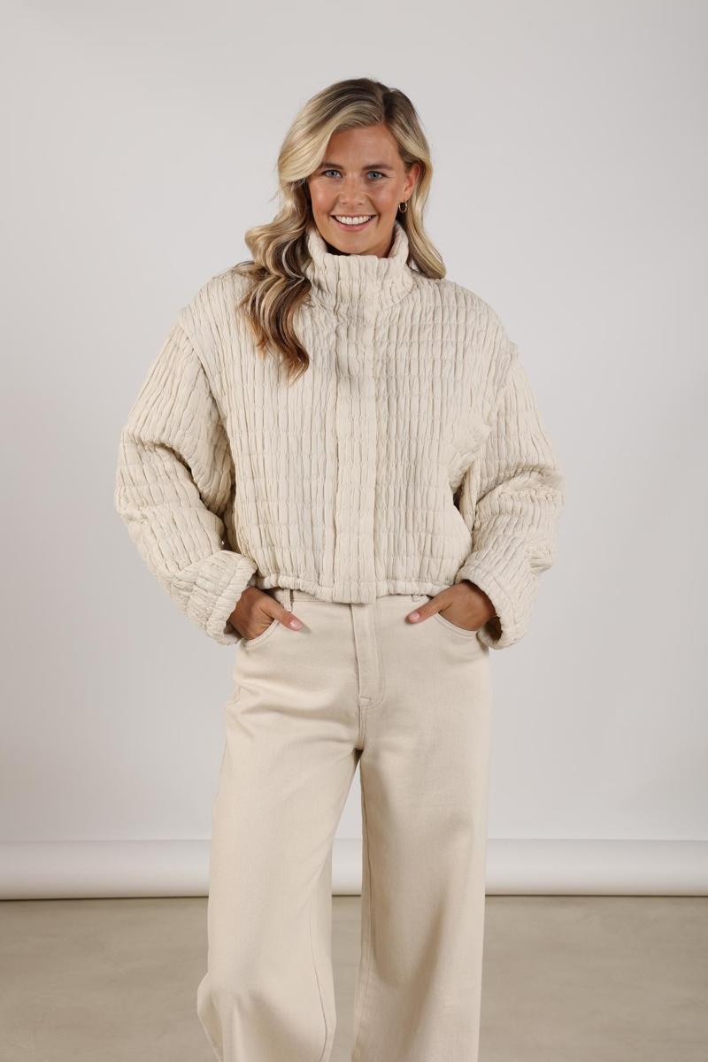 NUKUS Jack Elly Off-White 5
