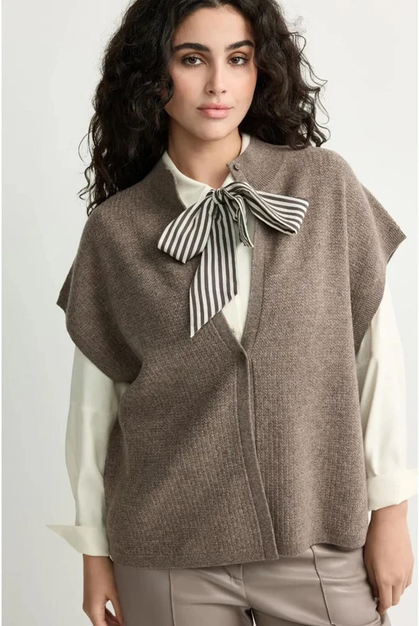 Xandres Gilet Aruna Bruin 1