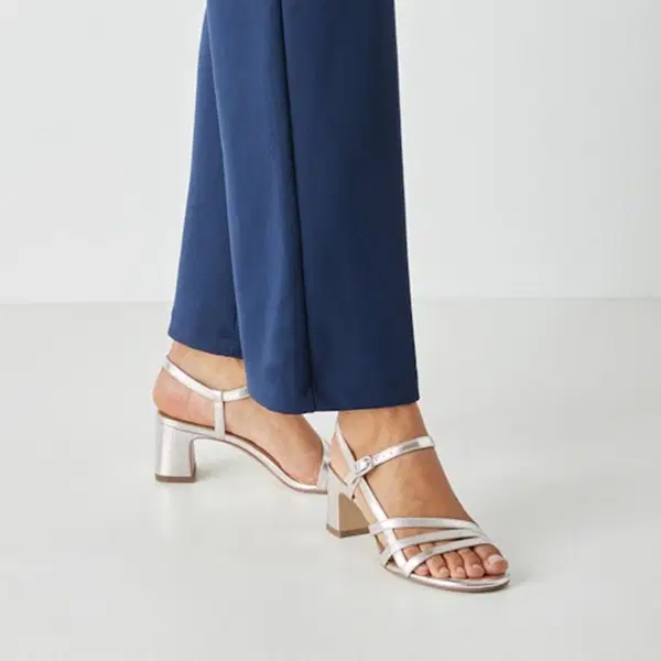 Tamaris Sandalen 28350 Zilver 1