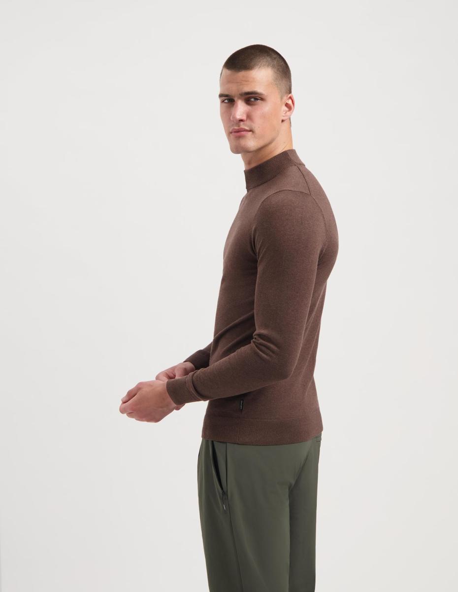 Saint Steve Trui 19477 Bruin 3