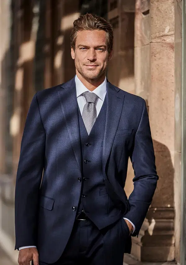 Carl Gross Colbert Shane Blauw 1