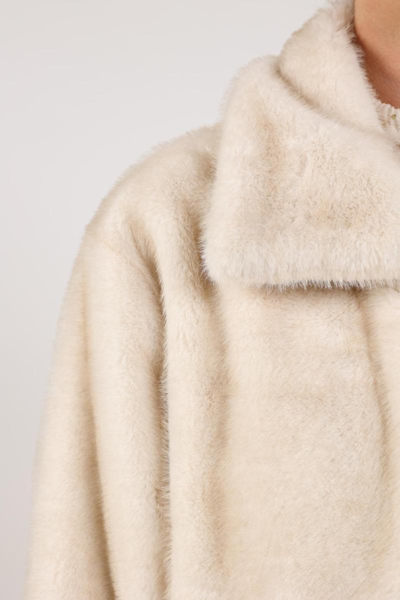 NUKUS Jack Pleun Off-White 5