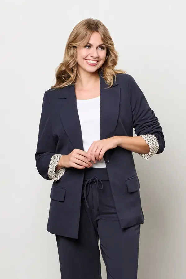 &Co Woman Blazer Gina Blauw 1