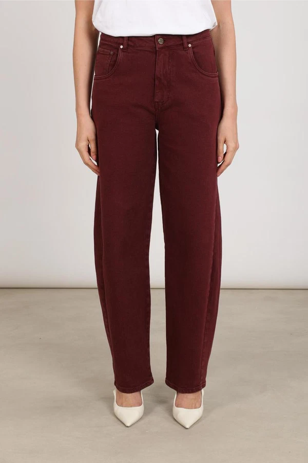 NUKUS Jeans Petra Rood 1