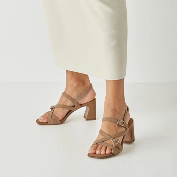 Tamaris Sandalen 28340 Beige 1