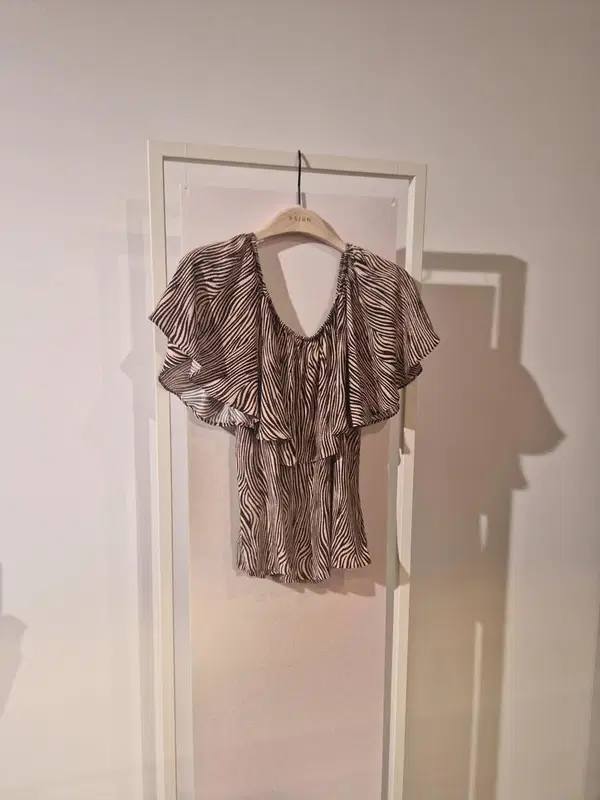 Aaiko Blouse TIANA VIS 523 Bruin 1