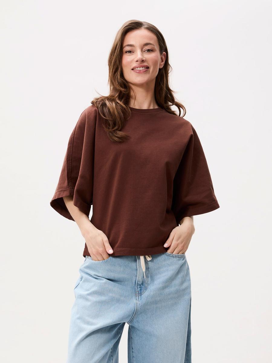 Catwalk Junkie T-Shirt 2603020209 Bruin 1