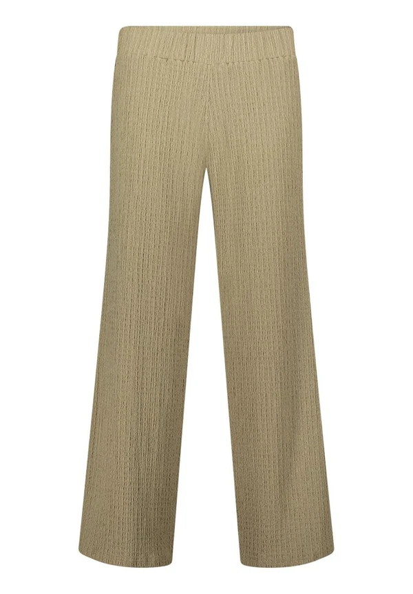 Betty Barclay Capri 61551821 Groen 1
