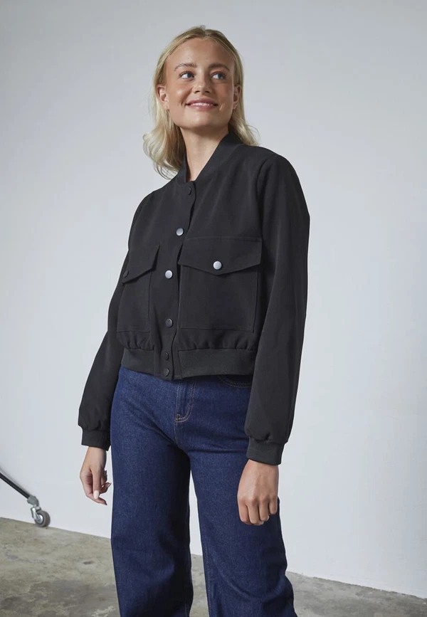 Sisters Point Blazer Garwin-Ja20 Zwart 1