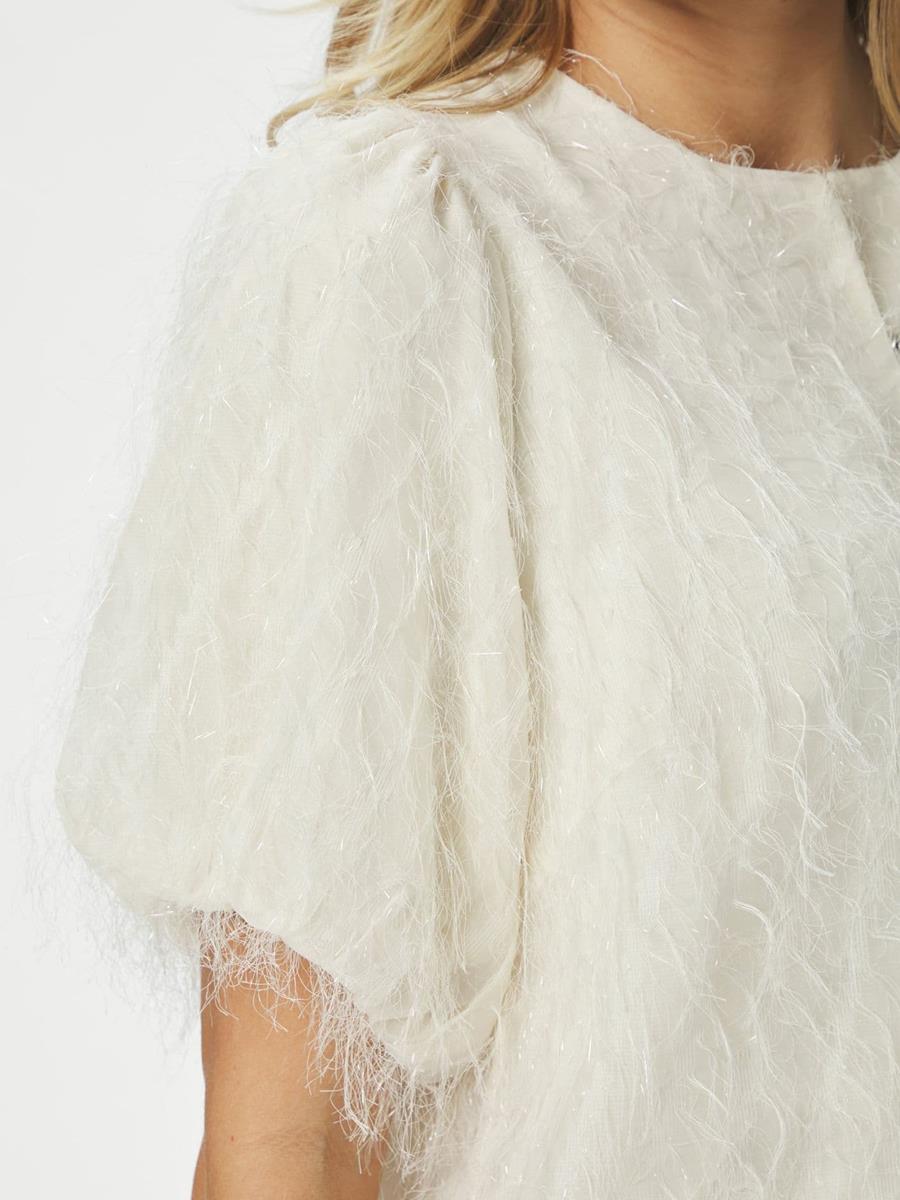 Neo Noir Blouse Aisa Frilly Off-White 5