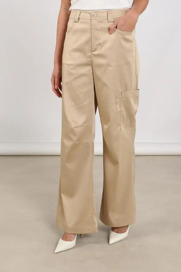 NUKUS Pantalon Lies Bruin 1