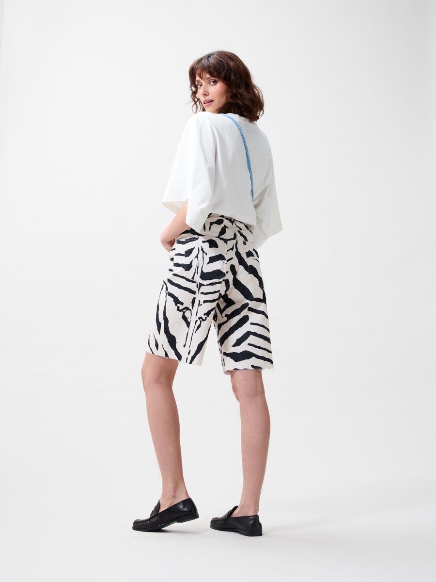 Catwalk Junkie Short 2602023805 Off-White 4