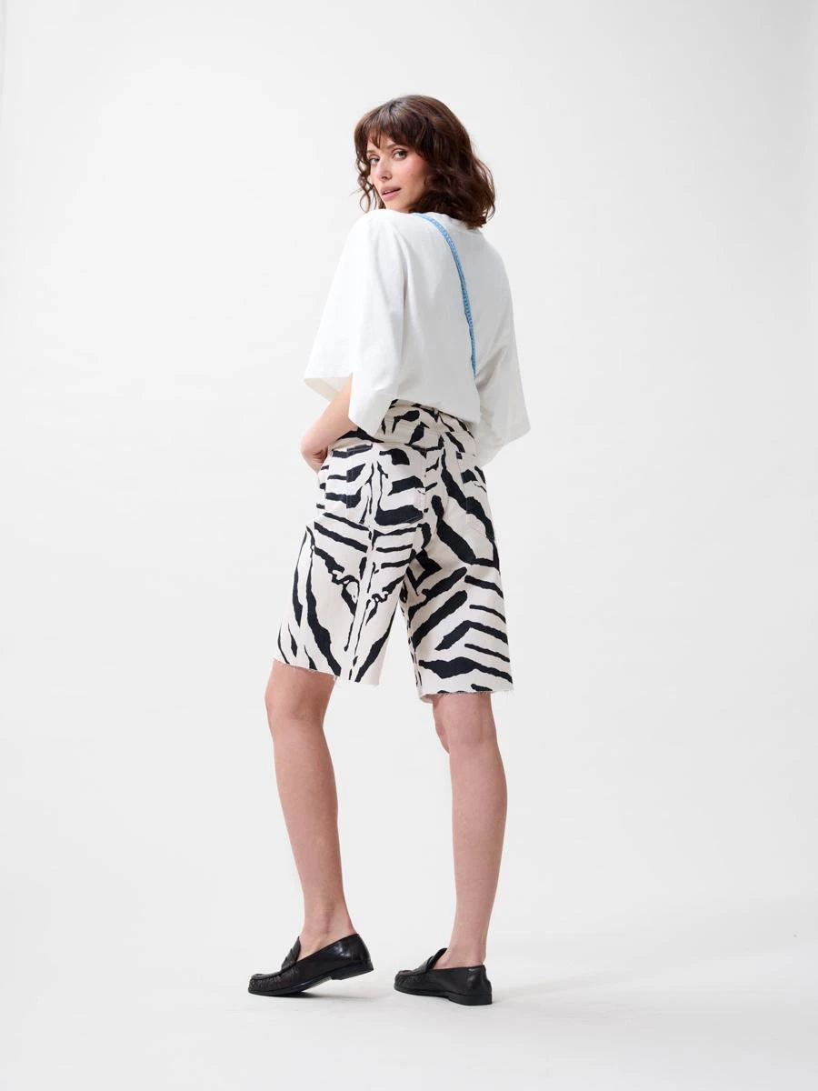 Catwalk Junkie Short 2602023805 Off-White 4