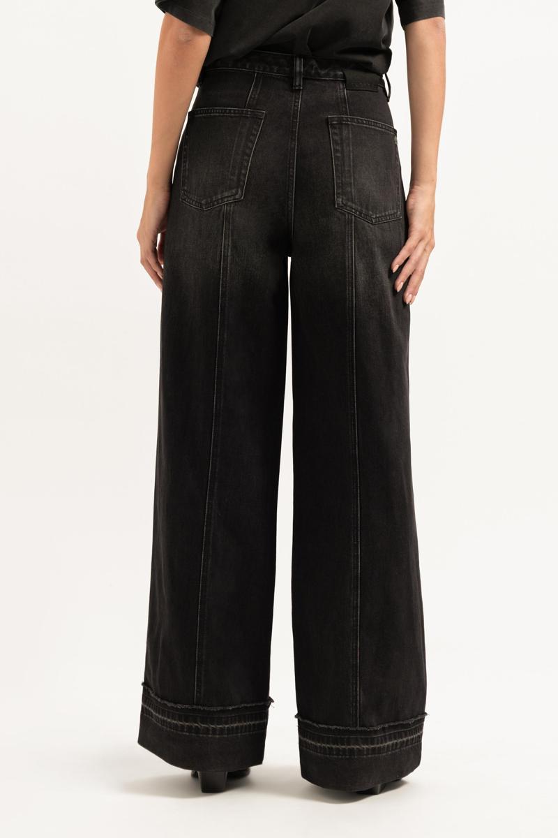 Florèz Jeans Emma Zwart 3