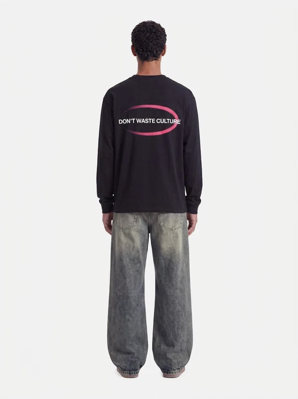 Don't waste culture Sweater Tavi Zwart 1