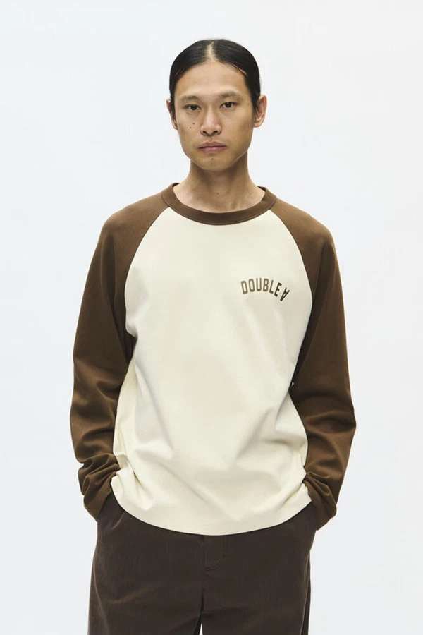 Wood Wood Longsleeve Diego Bruin 1