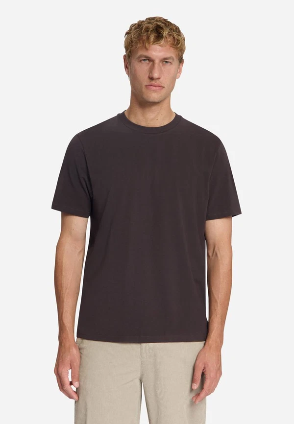 No Excess T-Shirt 33340703SN Bruin 1