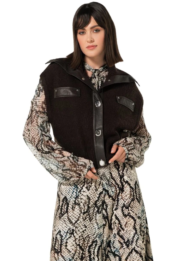 Caroline Biss Bodywarmer 4223 Bruin 1