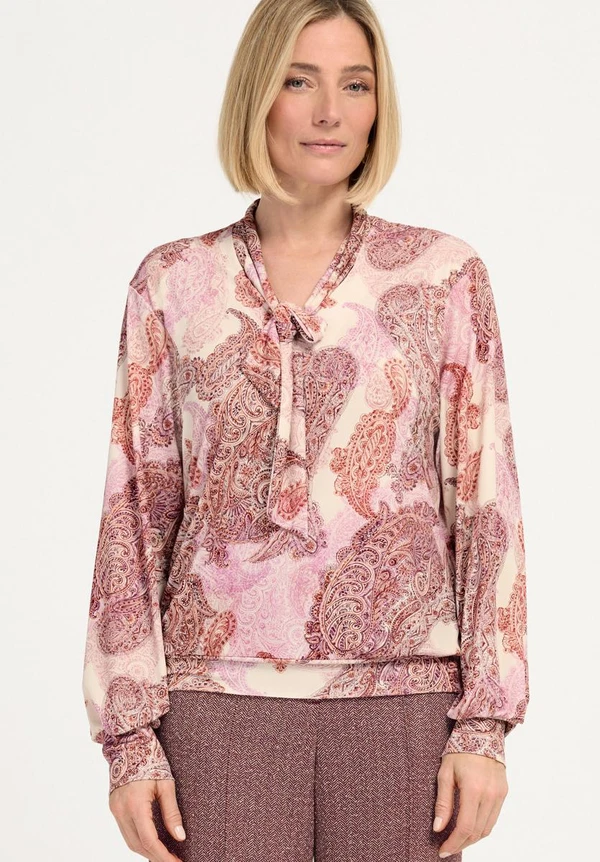 Bianca Blouse Kayla Rood 1