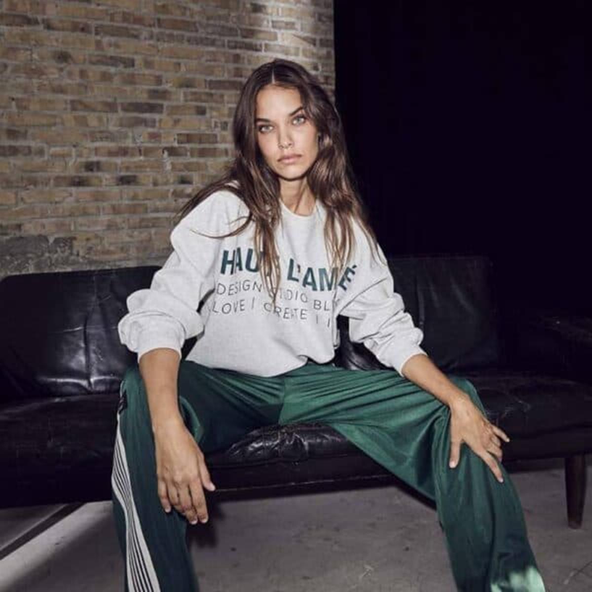 Haute L'Amitié Sweater Studio Logo Grijs 1