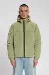 Law of the Sea Jack Ymer Groen 1