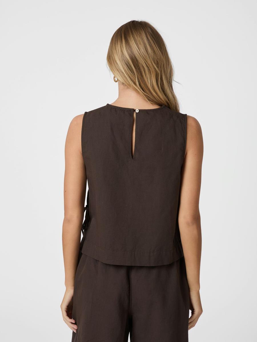 Neo Noir Top Svetlana Bruin 3