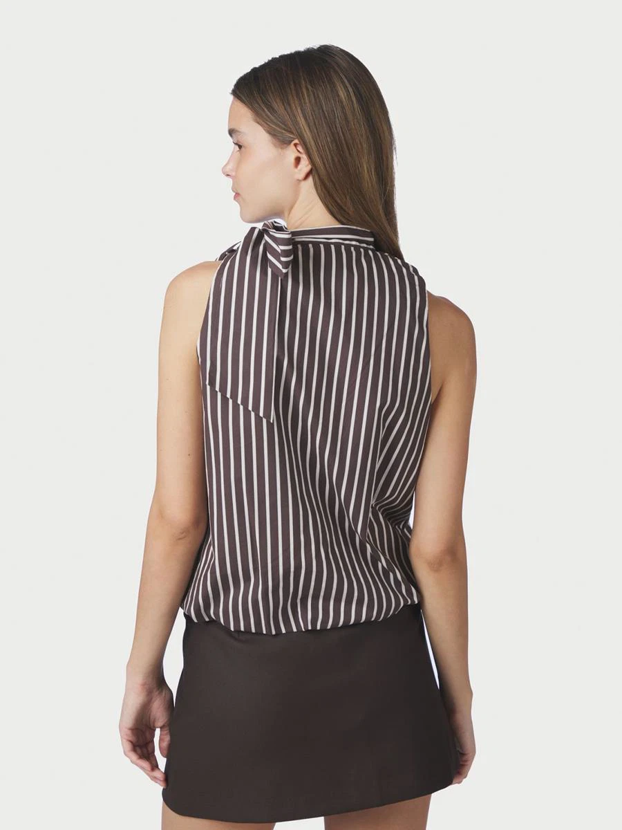 Neo Noir Top Veda Bruin 3