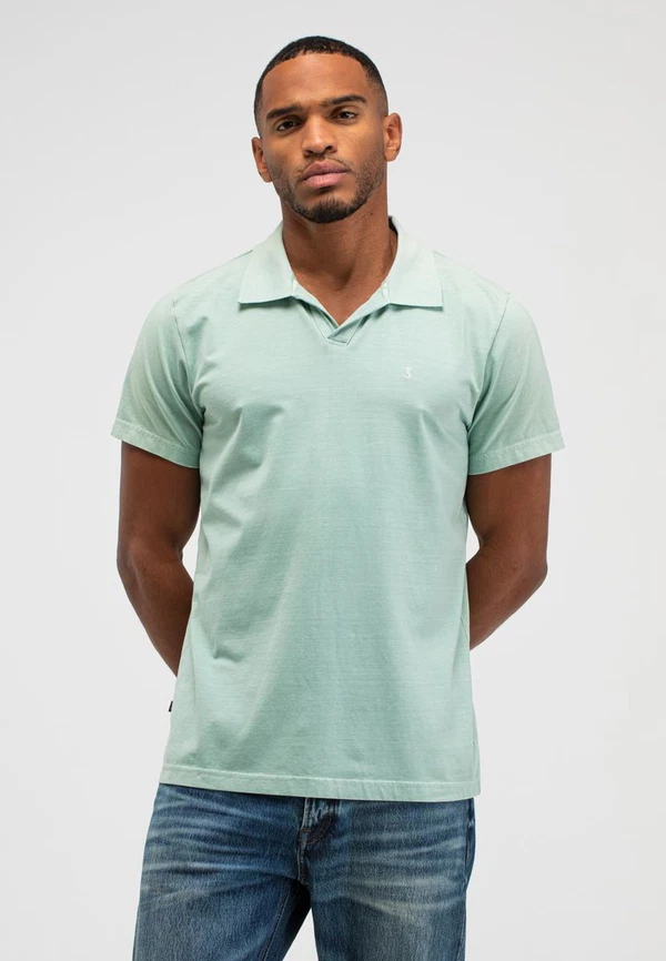 Butcher of Blue Polo Alain Groen 1