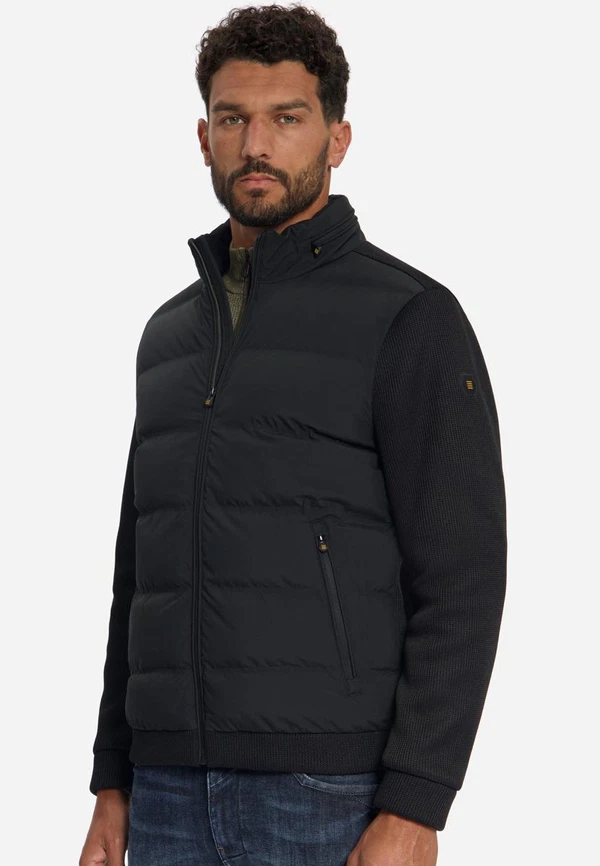 No Excess Jack 33630839SN Zwart 1