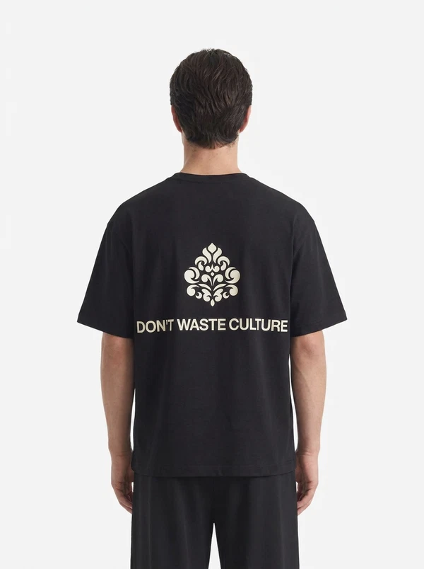 Don't waste culture T-Shirt Azemari Zwart 1