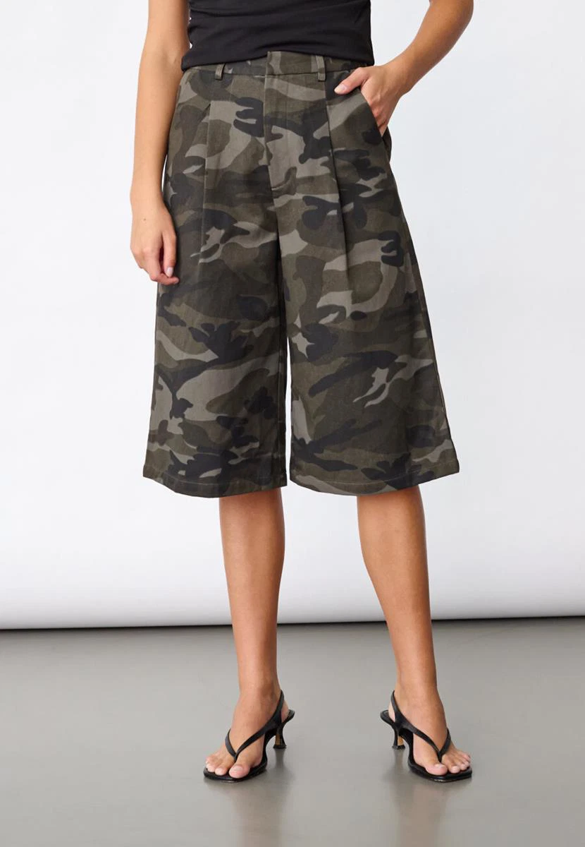 Sisters Point Short Great-L.Sh04 Groen 1